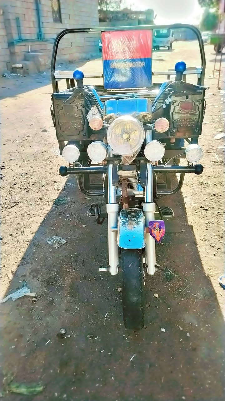 السلام عليكم شباب ستوته كربلائيه  للبيع موديل 23 ستوته مكفوله كفاله عامه ستوته نضيفه كهربائياته شغاله كله اصولياته كامله بأسمي السعر (2500)  المكان البصره حيانيه وبيه عداد اكتروني وبيها سبير الرقم ***********
