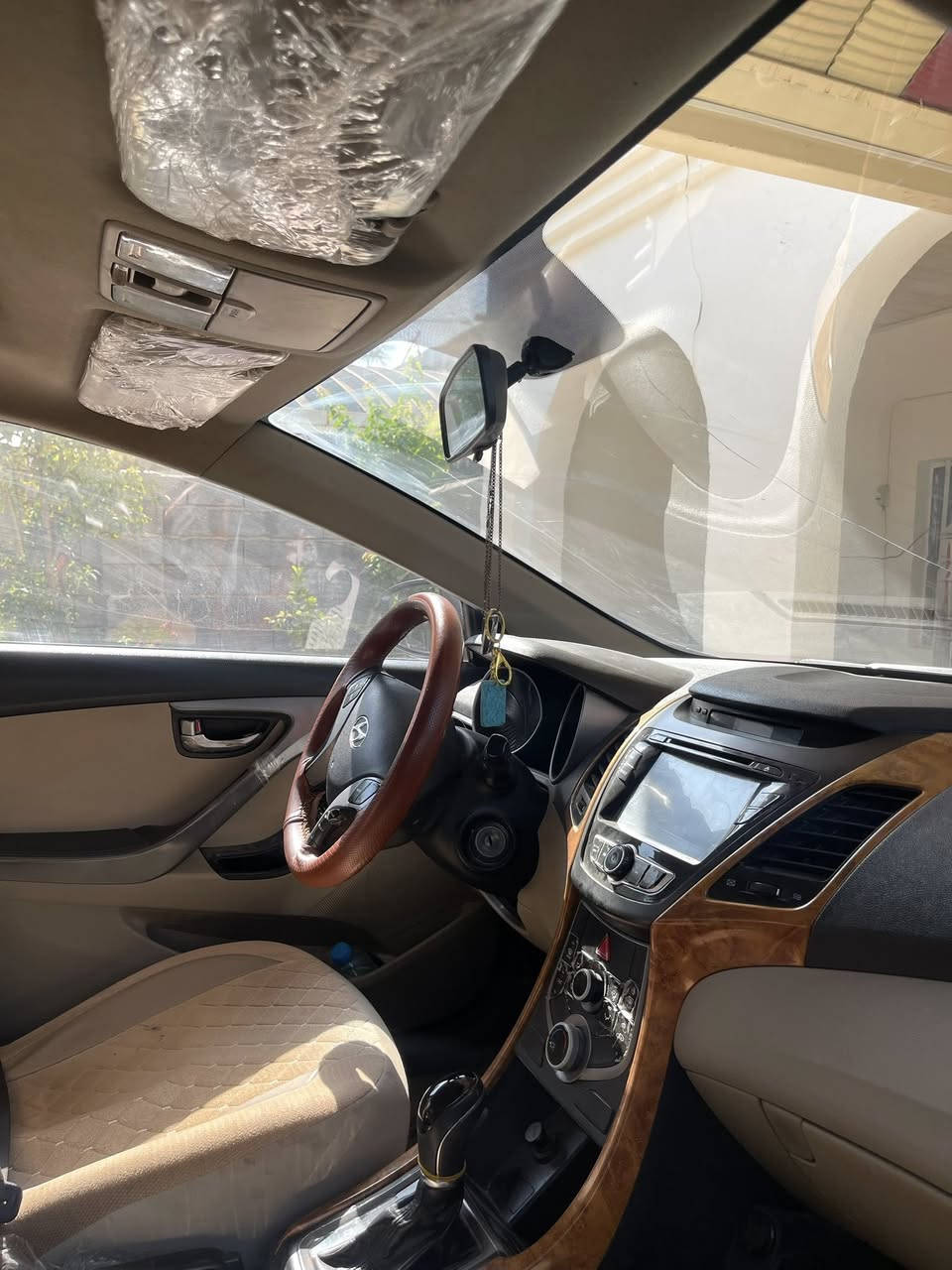 النترا ٢٠١٦ مكفوله فول مواصفات مطلوب مراوس بأوبتيما مكفوله او ضرر بسيط  المكان كربلاء
***********
