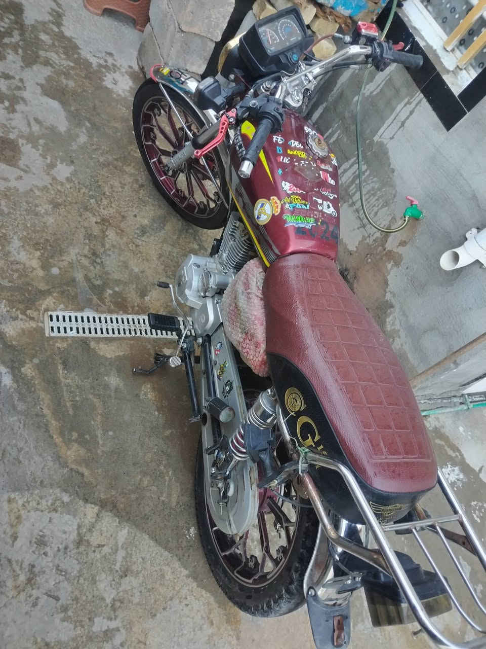 السلام عليكم عندي ماطور البيع كله شغال محرك مكفول فحص اخذ موديل 24  مسعجيل عله البيعه ***********
