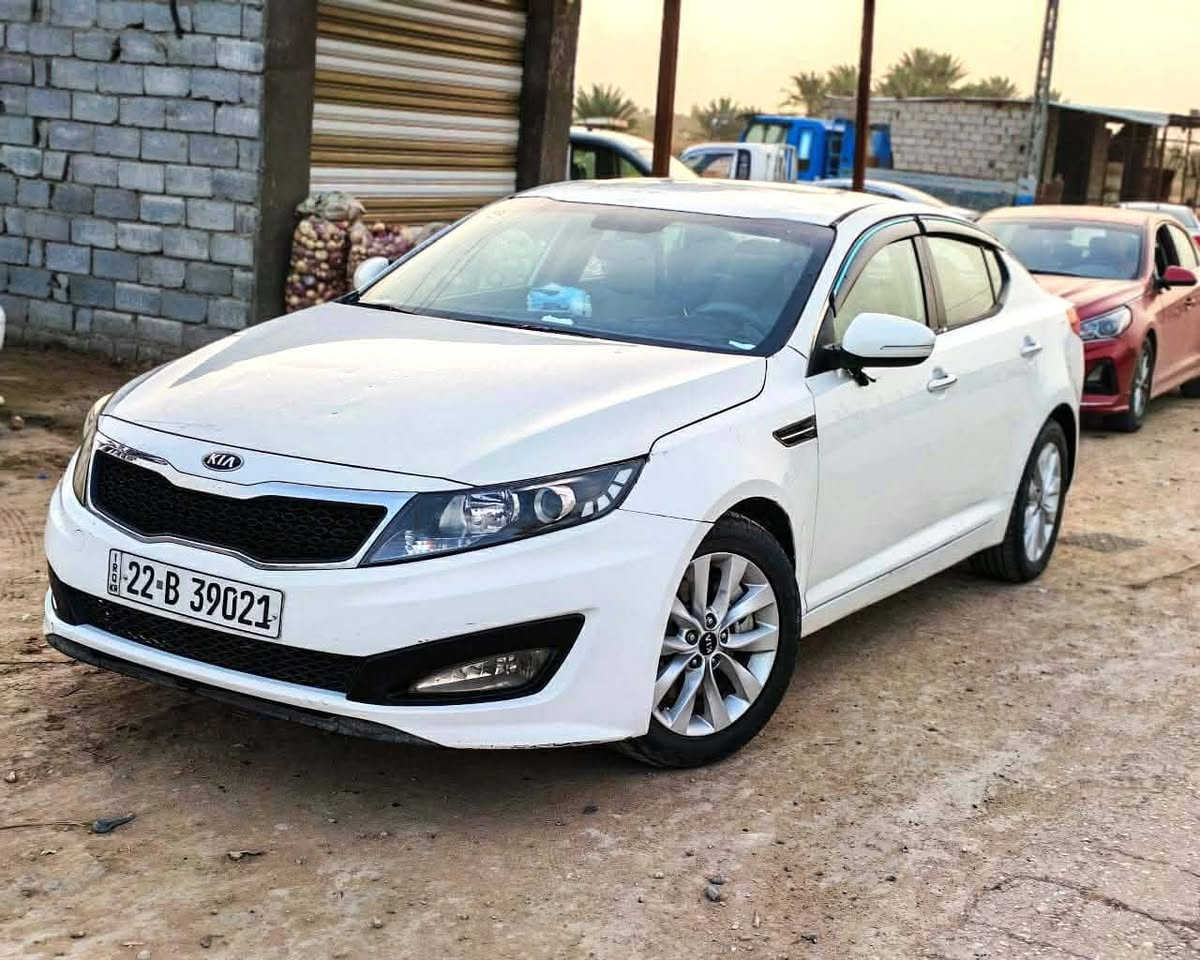 السلام عليكم 
اللهم صلي على محمد وال محمد 
اوبتيما 2013 خليجي شرط جديد 
رقم أربيل الدولي الجديد
تحويل او وكاله شتريد اني حاضر
سياره جديده ونظيفه
محرك ٢٤٠٠
بيها قطعتين فقط 
مكاني بابل الحمزه الغربي 
السعر  125 وبيها مجال 

للتواصل واني بخدمتك ‏‪***********‬‏
