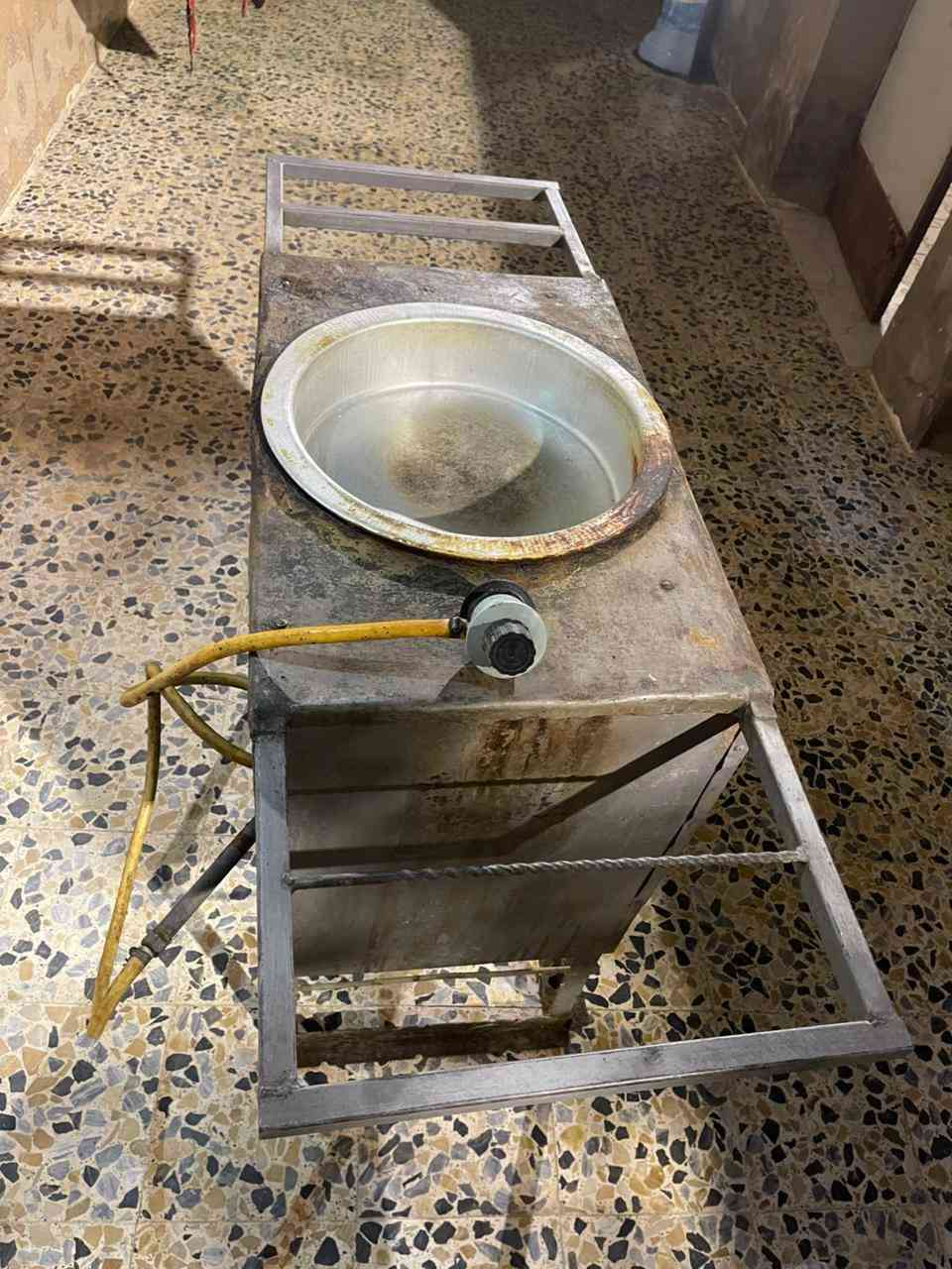 سلام عليكم
غراض مطعم مستعملة جاهزات وشغالات
مكان بصره كرمه علي 
***********
