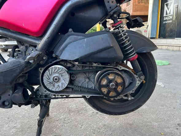 مكاني شارع فلسطين
السعر مليون و١٠٠ بيهه تزويد جم شغله هيه اجت من الحاويه هيج
***********
