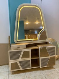 غرفة نوم • دولاب غرفة نوم • سرير تنجيد • تسريحة غرفة نوم • غرفة نوم كا...