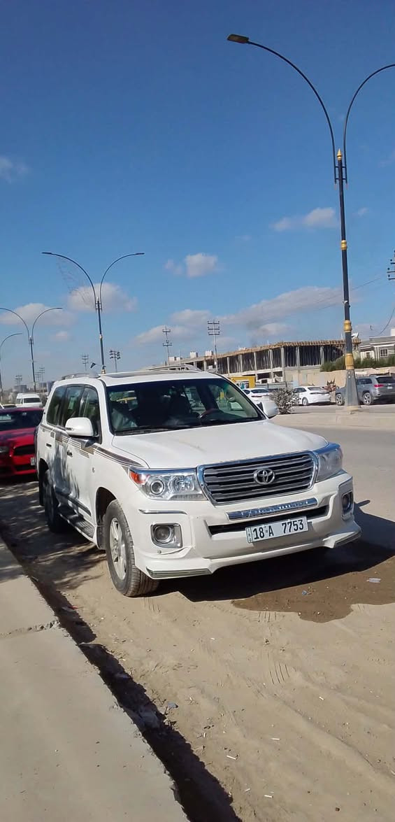 بيع سريع جكساره موديل 2011 مكفوله من ضربه مكينه وكير وشاصي ولغد وقماره كفاله سياره بيها صبغ احزام بدون داخل شرط فحص اثر خطه طابعه وطخات بسيطه بدون داخل سياره رقم موميز بسمي نكلزي تحويل مشروع وطني بي مرور اني خاضر سعر 220جو سوك سياره مال جناي شراي يتصل رقمي  سياره فول موصفات ***********
