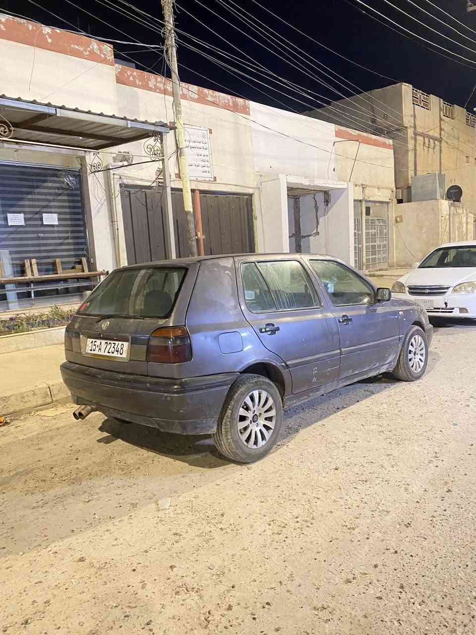 سلام عليكم كولف  موديل ١٩٩٢ سنوية جديدة رقم جديد محرك خير من الله كير خير من الله تبريد شغال بس ناقص غاز  وفيوز كهربائية شغالة كلهن انارة عالي وناصي اشارة يمنة ويسر دبل اشارة رقم انبار مكاني فلوجة 
ويل جديد سنتر لوك شغال ريموت تقفيل وفتح سعرة ٣٢ رقمي ***********
