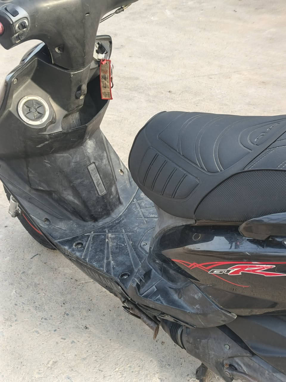 سلام عليكم دراجه للبيع نوع ثعلب الدراجه كفاله صارله ٣ اشهر لو اقل نازله من الربه ماشيه 17000 كله على وضع البلادي مكان بغداد مدينه الصدر السعر 850 و بيه مجال حك الجيه خابرني و تدلل ***********
