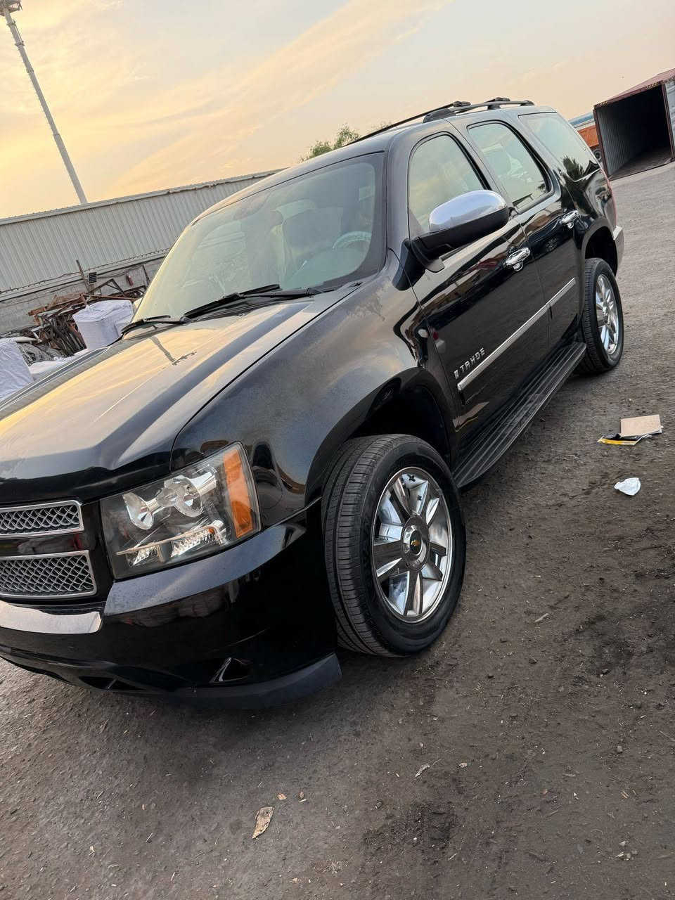 السلام عليكم ورحمة الله وبركاته سيارة نوع شفرلية تاهو موديل 2014 لون أسود فئة LTZ فل مواصفات وارد خليجي السيارة دخول الكويت السنة الماضية مكفولة سرقة وعشائر وانتربول حدادية جديدة غرفة جديدة تخم كامل تاير جديد للاستفسار الاتصال على الرقم***********
