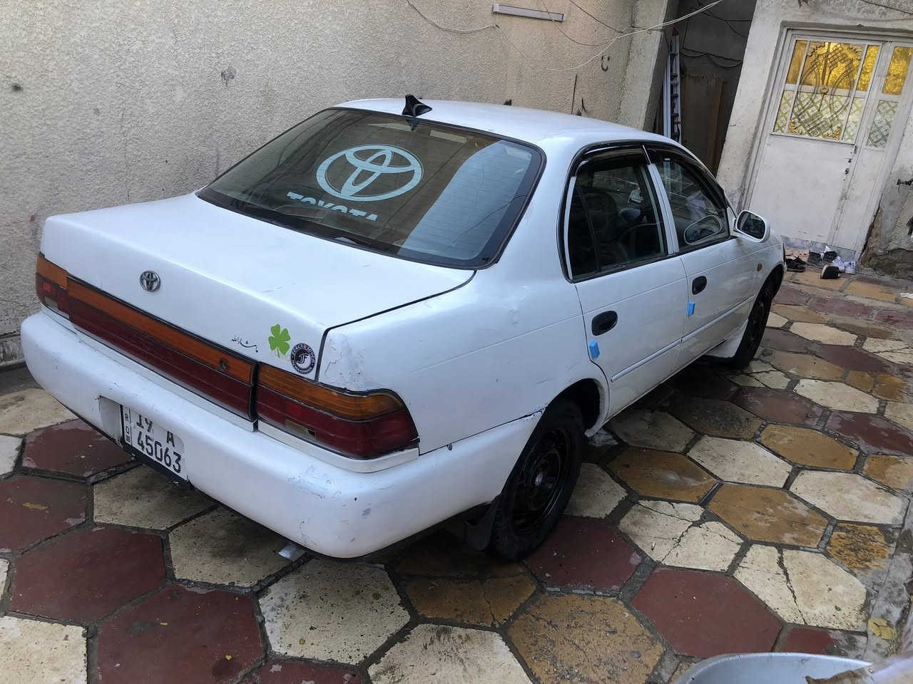 سلام عليكم كورلا موديل 1995سياره كير ومكينه مكفولته تبريد شغل تخم تاير جديد صدر مامي وخلفي جديد هزه جديد سنويه رقم كربلاء مشروع وطني تحويل وين ماعجبك سياره جهزه من كل نقص مابيه بيه ضربه بل جملغ الخلفي والبقي مكفول من الكص والعيب الشرعي السعره 48مكاني بغداد بلديات وهذ رقمي ***********
