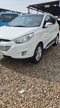 توسان • ٢٠١١ • مكينة ٢٠٠٠