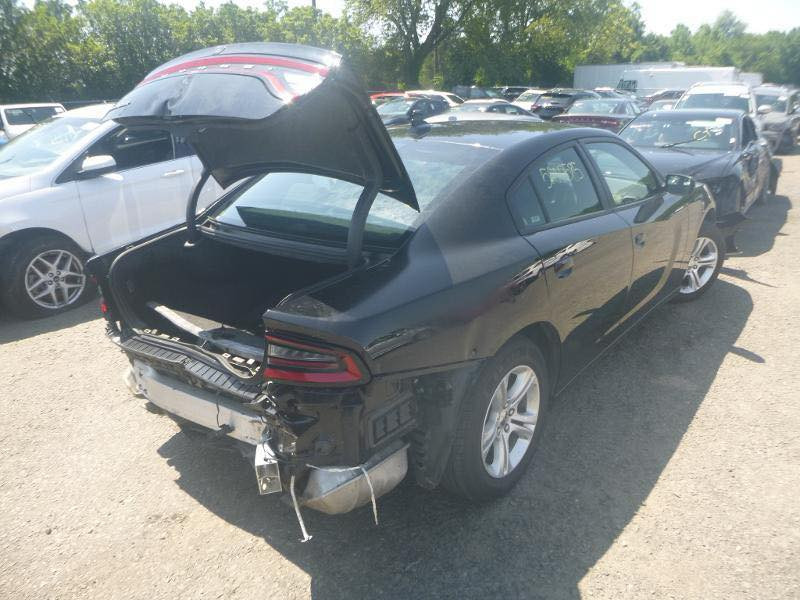 سلام عليكم
جارجر 2023 sxt بدون ارقام بعدها منفيس سيارة جديدة ونظيفة حيل 
حادثها موضح عدكم بالصور حادثها كلش حلو وبسيط 
السيارة بدون صبغ فقط تعديل بارد بجم كبس 
مواصفات السيارة تشغيل عن بعد سستم صوت الباين شاشة جبيرة وباقي المواصفات معروفة 
العنوان : بابل / الحلة 
الاستفسار :*********** 
السعر : 220 وبيها مجال بسيط جماعة 200 رجاءا لادخلون وتجيني تستغل السوك تعبان وبيع ماكو 
والله يرزقكم ويرزق الجميع انشالله
