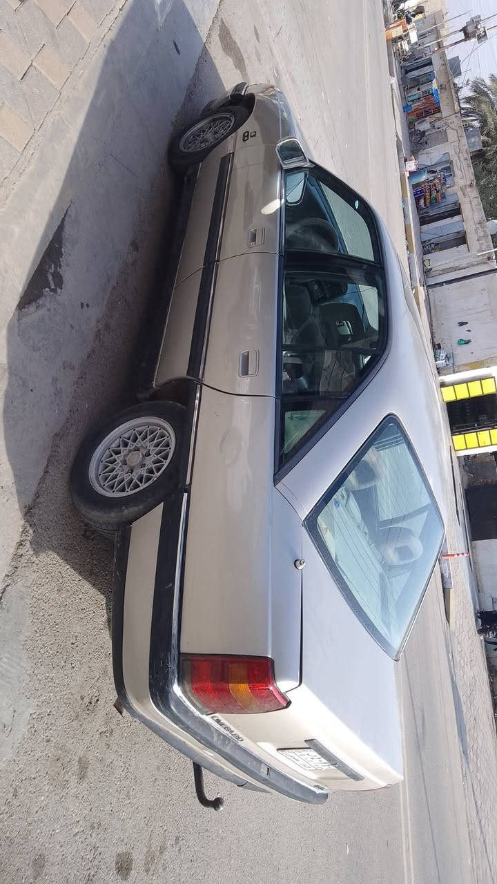 السلام عليكم اوبل اوميكه 93 أصل تبريد محرك 2000بلادي كير عادي سعر 33وبيهه مجال رماديالصوفيه رقم ***********
