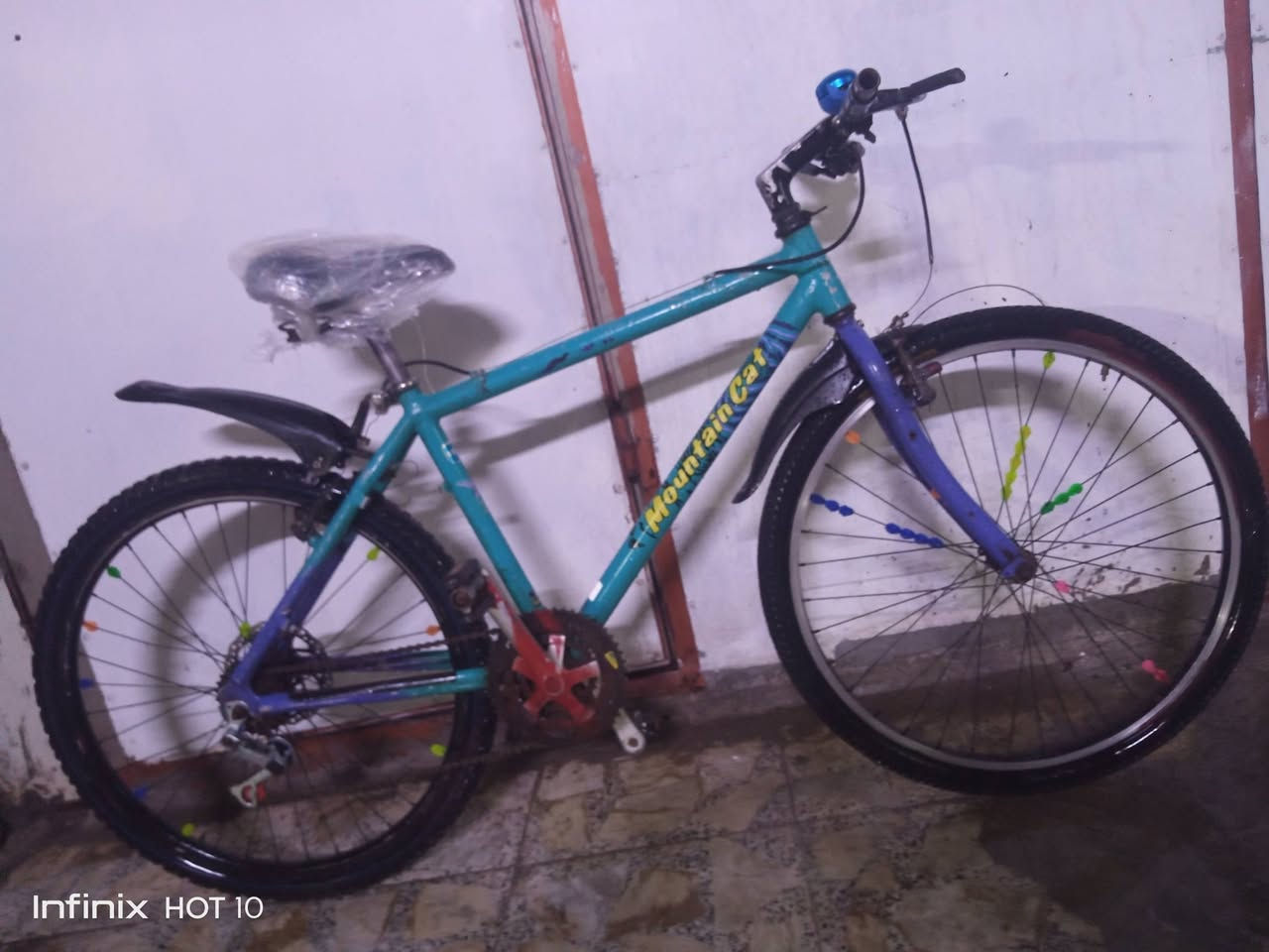 ‏السلام عليكم من رخصت الادمن وافق على المنشور 🌹 بايسكل  ابو وشم البيع ال بايسكل عوزه ضبط بركات فقط    حجم 26 
‏سعره 45وبي مجال الشراي عنواني مدينه الصدر ***********
‏
