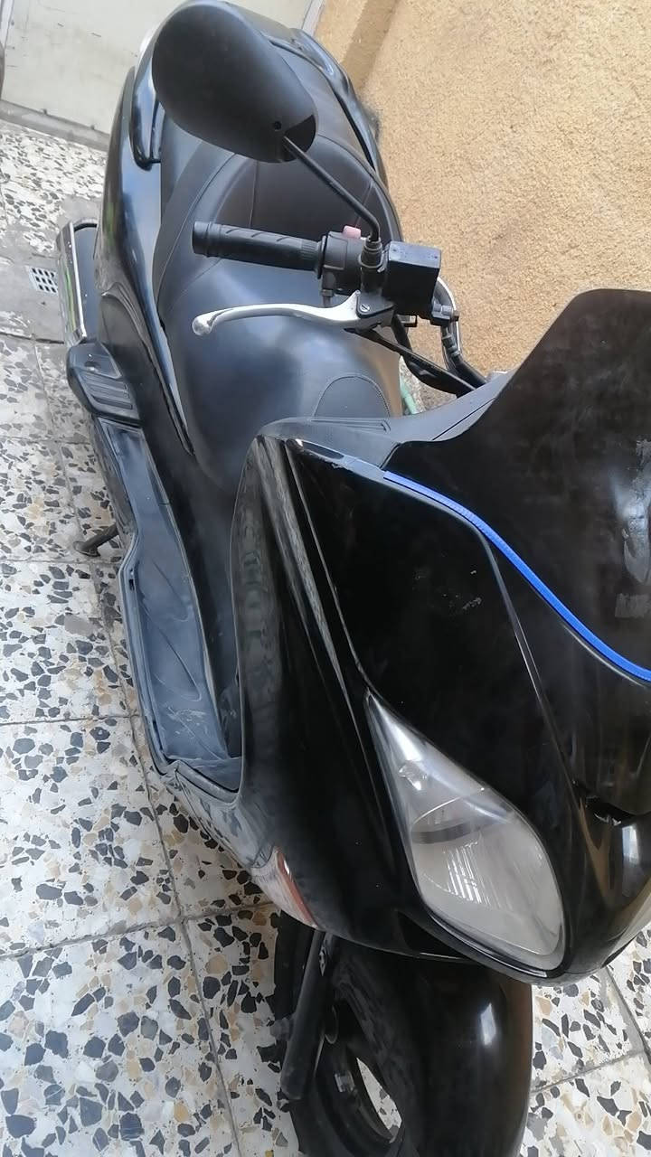 سلام عليكم دراجه فورسه 08 دراجه عميه بلادي سعره مليون 100 مكاني بغداد ***********
