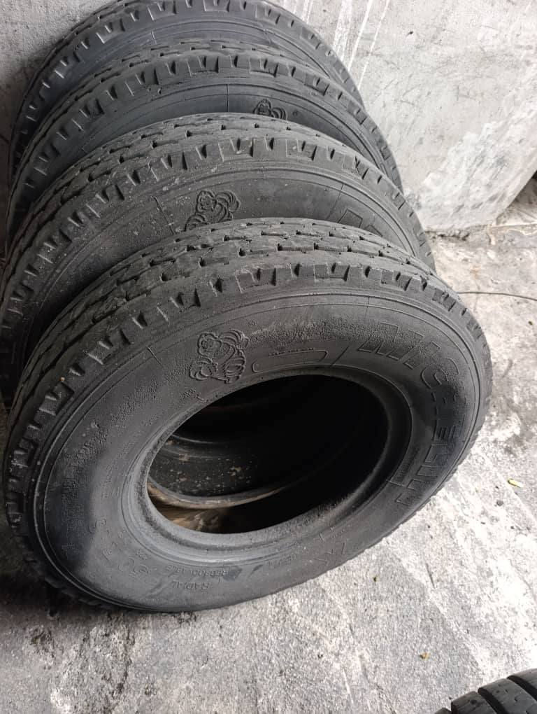 🚗✨ للبيع ‼️
عجلات لور لونجا مستعملة بحالة ممتازة 👌
✅ جودة عالية
✅ أسعار مناسبة
📞 للتواصل: 0659428069


**إذا كنت صاحب هذا الإعلان وتريد حذفه لأي سبب، رجاءا أرسل رسالة إلى الدعم الفني**