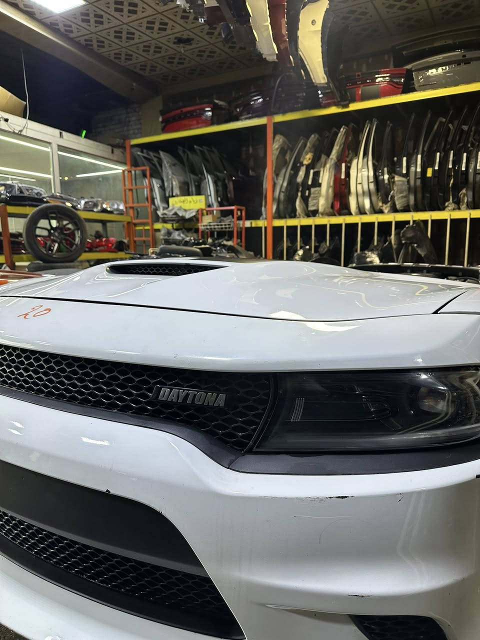 تفصيخ جارجر    SRT( وايد بدي) 2022
جارجر 5.7 (دايتونا )  2023

شركة زياد الهنكاري 

 العنون :  بغداد _الكراده _قرب كراج 2000

***********
***********
