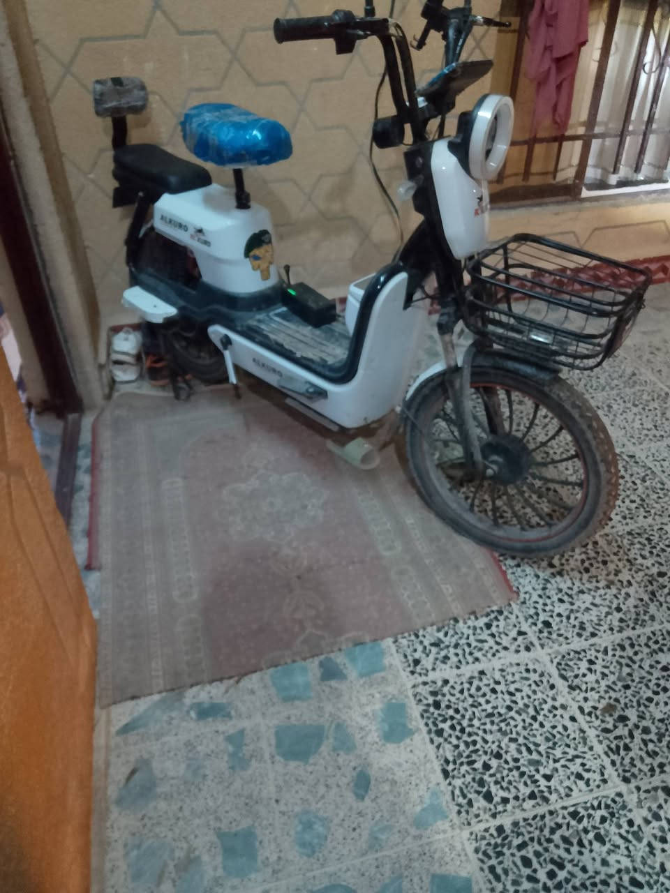 السلام عليكم باسكيل شحن جديد كامل مواصفات *********** السعر 350 بي مجال ل جناي
