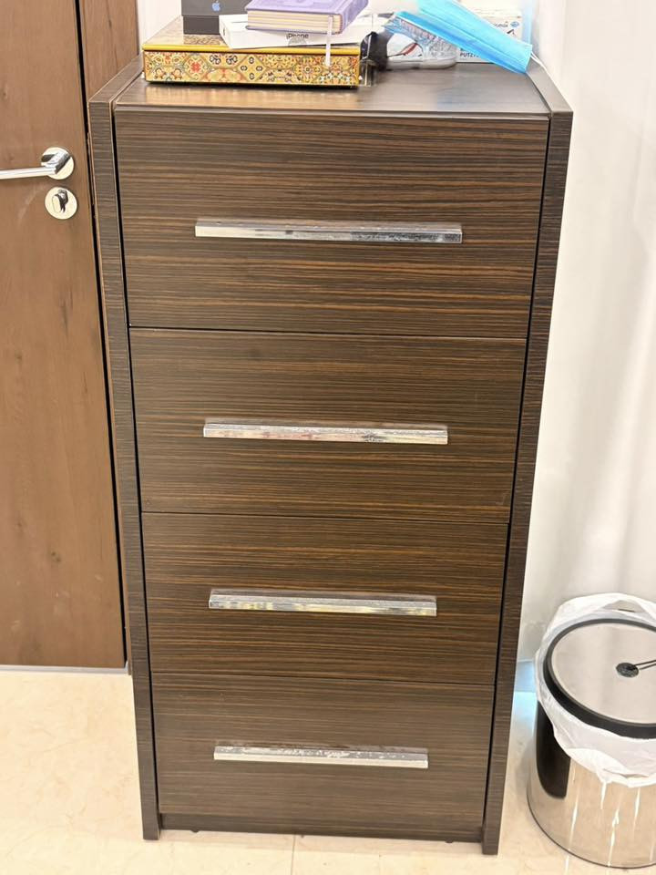 غرفة نوم للبيع ٦ قطع تركية المنشأ من العالمية للاثاث بسعر750 الف دينار
غسالة سامسونك فل اوتاماتيك للبيع 16 كيلو بسعر 250 الف
للتواصل ***********
المكان العامرية
