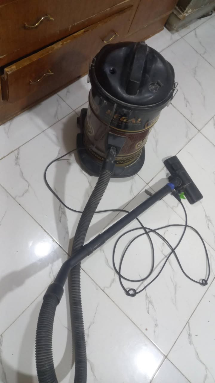 سلام عليكم  مكنسه كهربائيه
للبيع 
نوع RCGAL
السعر 30 الف وبيهه مجال


**إذا كنت صاحب هذا الإعلان وتريد حذفه لأي سبب، رجاءا أرسل رسالة إلى الدعم الفني**