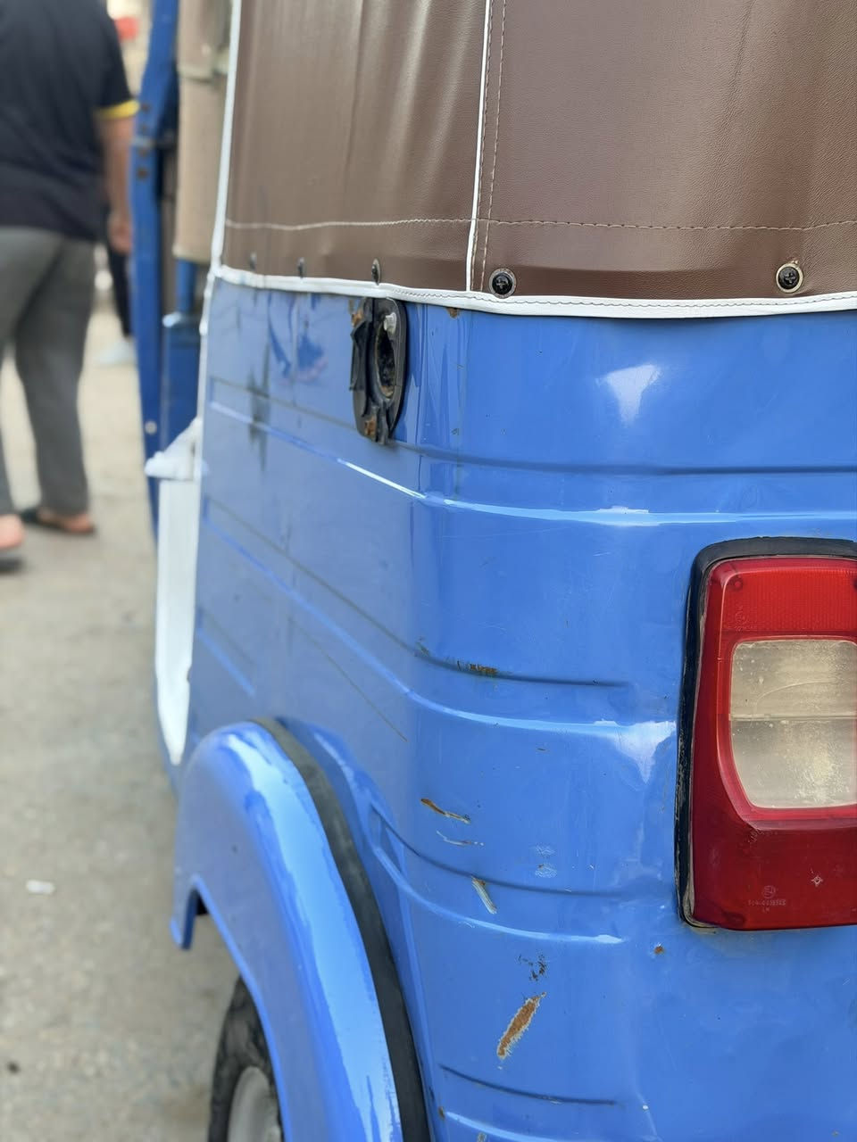 سلام عليكم تكتك ٢٠ رقم وسنويه تكتك بيهة بس لغد لباقي كفاله مكينه مجفته تجفيت شركه تكتك جاهزه للاخير ماناقصهة برغي كبل للشغل سعر ٦٧٠٠ وبيهة مجال وهذا رقمي ***********
