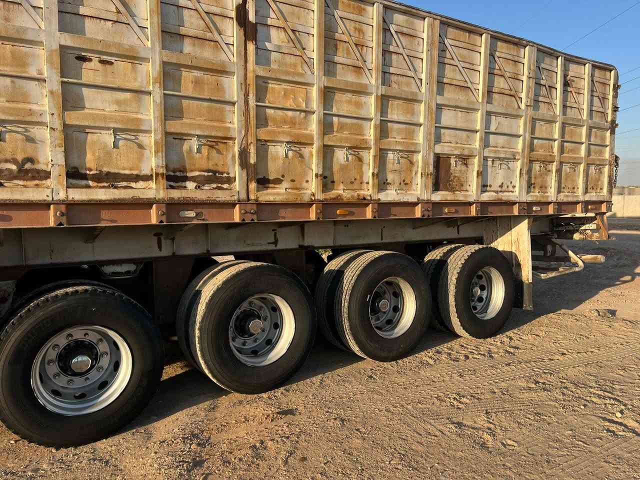 عربانه البيع*********** السفسار عله هاذه رقم العنوان بغداد التاجي
