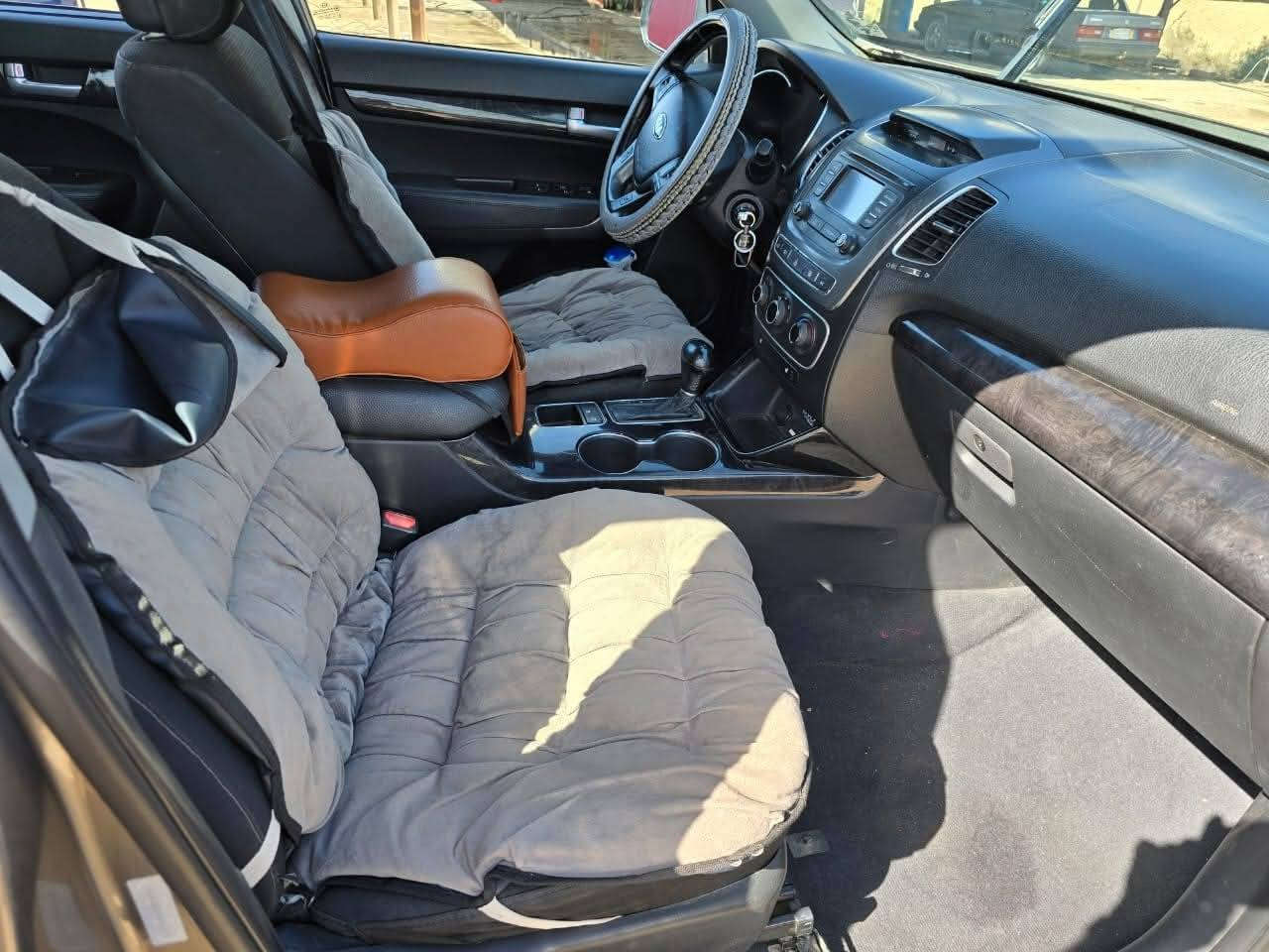 سورنتو 2014
سياره مكفوله  كير ومكينه 
4سلندر رقمها مثنى 
حداديه تواير كله جديد سياره جاهزه 
مداور ثاني يوم مكان السياره ذي قار سوق الشيوخ 
السعر125 للتواصل***********
