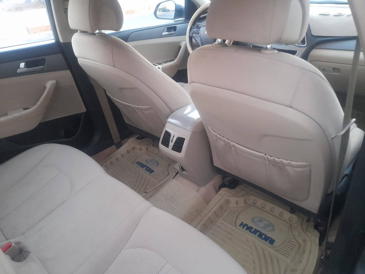 سوناته خليجي رقم بغداد انكليزي بسمي مكينه ٢٤٠٠دواخل بيجي مرايات شفط واشاره تحكم ستيرن حساس خلفي بيه ٤قطع صبغ لافتح ولاتبديل شرط ترهم مراوس حسب القناعه 
١٣٥  مكان السياره السماوه الرميثه ***********
