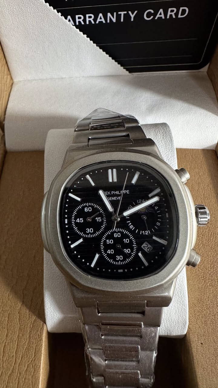 ساعة من ماركة PATEK PHILPPE باتك فلب العالمية 
ساعة مميزة مينة سوداء بإطار فضي 
المعدن سل ستيل طلاء ثابت 
جميع الاميال شغالة 
تحتوي على نافذة تاريخ 
تأتي مع العلبة الاصلية وضمان لمدة سنة 
السعر 35 الف مع التوصيل


**إذا كنت صاحب هذا الإعلان وتريد حذفه لأي سبب، رجاءا أرسل رسالة إلى الدعم الفني**