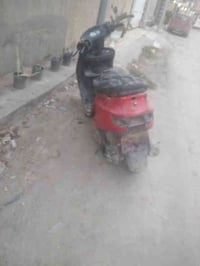 دراجه فراشه للبيع مكان يحله ذكر لي السعر 125 قفل الدراجه شغاله وما بيه...