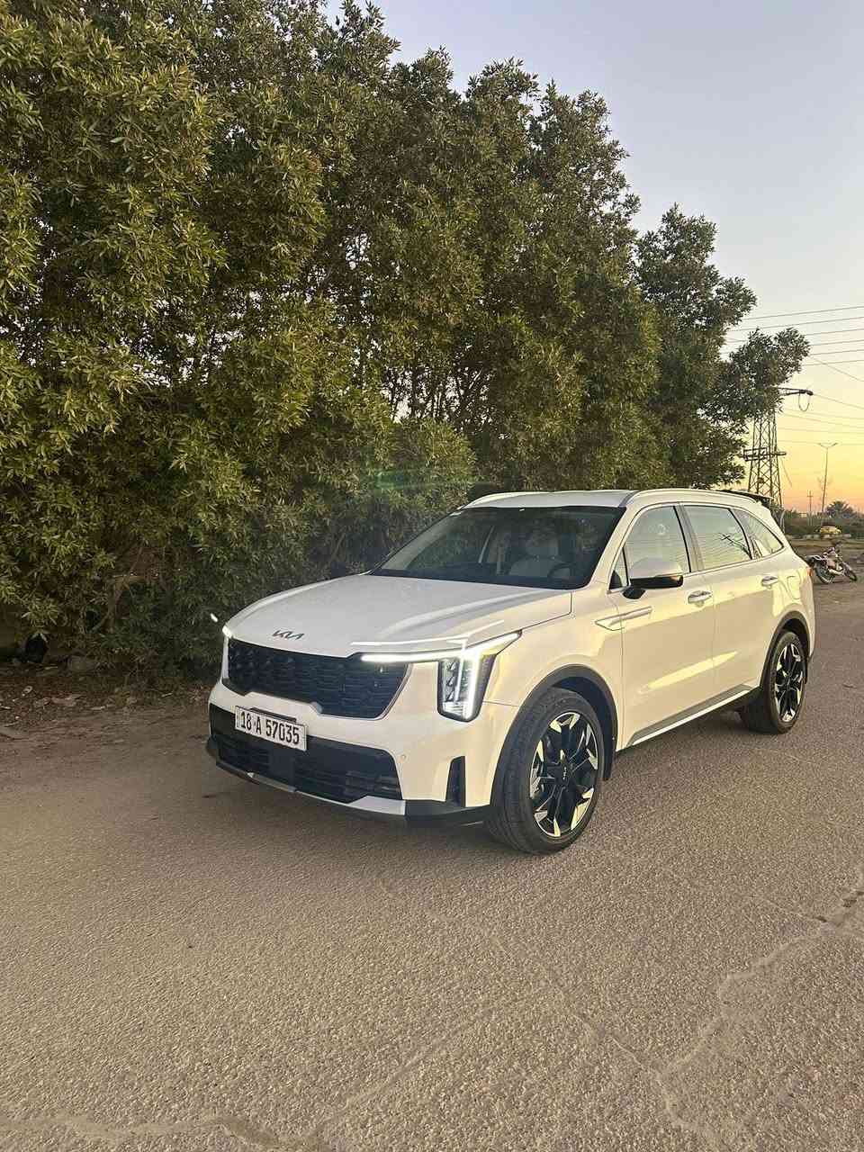 كيا سورنتو 2024 خليجي ضمان الدوليه رقم بابل دولي ماشيه 53 كفاله عامه لاصبغ ولاتبديل ولا بارد ولاشخوط عل وضع الشركه 
محرك 6 سلندر عل وضع الشركه ويل 20 السياره جديده وجاهزه بدون اي نقص او ملاحضات سعره 325 مكاني بابل للاستفسار اكثر اتصال ***********
***********
