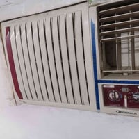 مكيف جديد أريده ١٦٠ وبي مجال للتوصل 07815323252