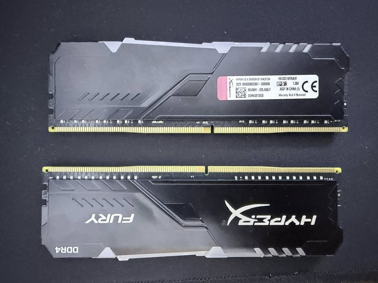 غراض للبيع تفصيخ من تجميعة مالتي
Ryzen 7 3700X 135.000 IQD

MB MSI B550 Gaming Plus 120.000 IQD

...

Ram HyperX 16gb 2×8 3200mhz rgb 85.000 IQD

...

M.2 Transcend 256gb nvme gen3 30.000 IQD

...

Psu 750 watt AeroCool gold 65.000 IQD

...

Case Cougar Conquer 135.000 IQD

...

مبرد مائي مغلق ٢٤٠ ملم msi 

70.000 IQD


**إذا كنت صاحب هذا الإعلان وتريد حذفه لأي سبب، رجاءا أرسل رسالة إلى الدعم الفني**