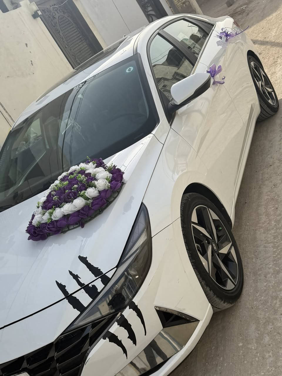 السلام عليكم النتره 2023هايبرد للبيع السياره فول للاخير 1/1وارد امريكي حادثهه بنيد فقط بي بارد الباقي كفاله 
المواصفات
كشنات جلد +خزن ميموري+كهرباء
تدفئه +تبريد بلكشنات 
فتحه سلايد 
لد بلدشبول 
سستم سماعات بوس
شاشه كبيره متصل ابل كار بلي 
لايت 3عدسات +لد نهاري 
بك لايت لد 
هاندبريك كهربائي 
اوتو هول 
رادارات 360درجه 
نقط عميه 
حساسات 
جنطه ذكيه تفتح عند الاقتراب 
وبيهه هواي مواصفات بعد 
السياره فووول للاخير وبلحقيقه هواي احله من الصور 
سعرهه 160وبيهه شويه مجال 
موبايل***********
