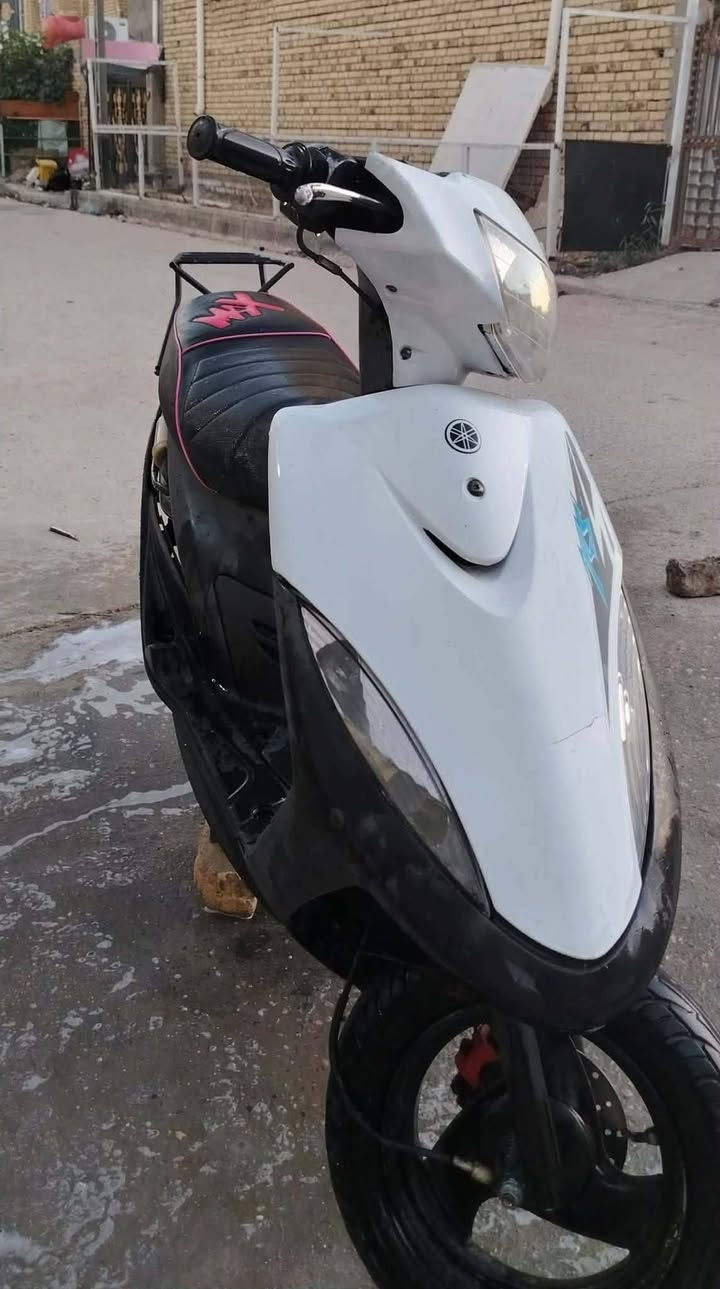 سلام عليكم دراجه للبيع ماكس عدله دراجه نضيفه شلعه اومعدل الدراجه مفتوحه بس ولفات اوباقيه كفاله عامه المكان ناصريه سوق الشيوخ السعر 450 اوبيه مجال رقم للهاتف ببه وتساب ***********
