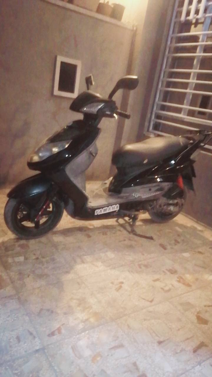 سكنس فحل كابريتر اصل كهربائيات من الطول للطول شغاله سكن اشاره يمنه يسره دبل اشاره دبل رماش هورن دشبول بك لايت دبلات اماميه خلفيه تايرات اجنحه دواخل ختم واحد السعر 700وبيه مجال او مراوس  فول نعومه ونكره سلف هندر شغل وطلع وين ما تريد المكان بغداد الجديده ***********
