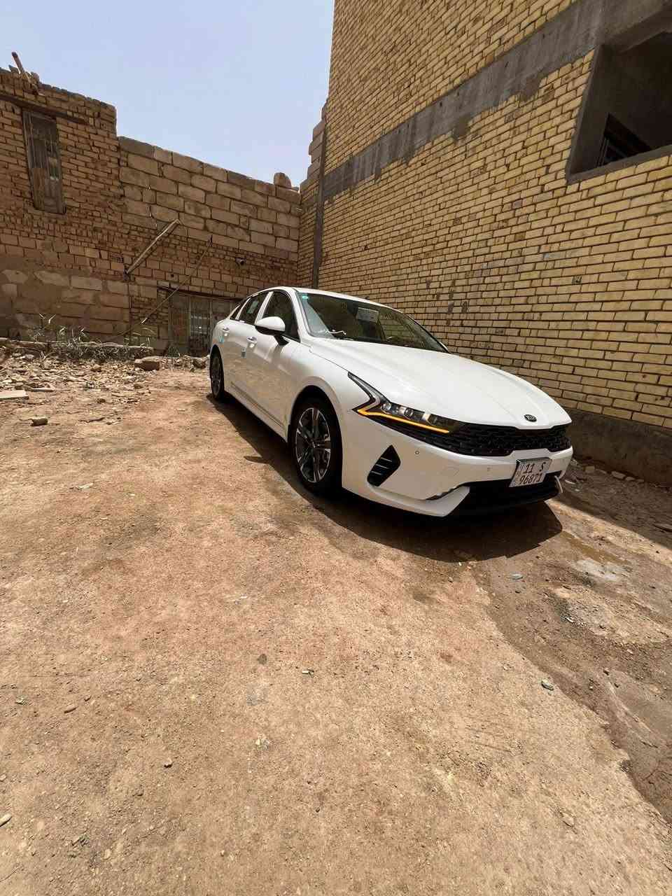 السلام عليكم
للبيع 2021كيا K5  خليجي كفاله عامه من ضربه وصبغ وتبديل وبارد رقم بغداد بأسمي محرك 2000دوش سياره فول مواصفات عده البنرامه بصمه تشغيل بصمه أبواب  صندوق بصمه شاشه ابل كار بلي كامره اربع وضعيات قياده مود درايف ماوس تحكم ستيرن جهتين شفتات  حساسات خلفيه اماميه لد امامي خلفي تبريد قطعتين +تحكم التبريد لمس  بردات خلفيه بلاد ماشيه 63 سياره جاهزه للاخير مكان السياره ناصريه مركز ***********
***********
