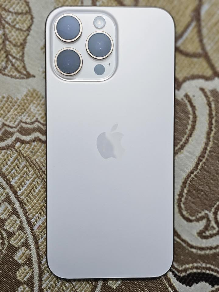 آيفون ١٦ برو ماكس
ذاكرة ٢٥٦  بعده بضمان الشركة 
بطارية ٩٩ 
محدث آخر تحديث 
السعر ١٤٠٠,٠٠٠ استخدام شخصي
تواصل واتساب ***********
