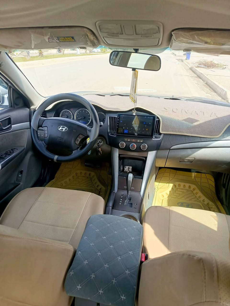 السلام وعليكم سوناتا 2009 وارد أمريكي تخم تاير صدر أمامي وخلفي جديد تدفئة تبريد مكينه وكير جدد رقم أنبار إنكليزي تحويل ثاني يوم وهذا السونار جديد مال البارحه بـ105 وبيها مجال شي بسيط مكاني الفلوجه بيع فقط

الاستفسار

***********

***********
