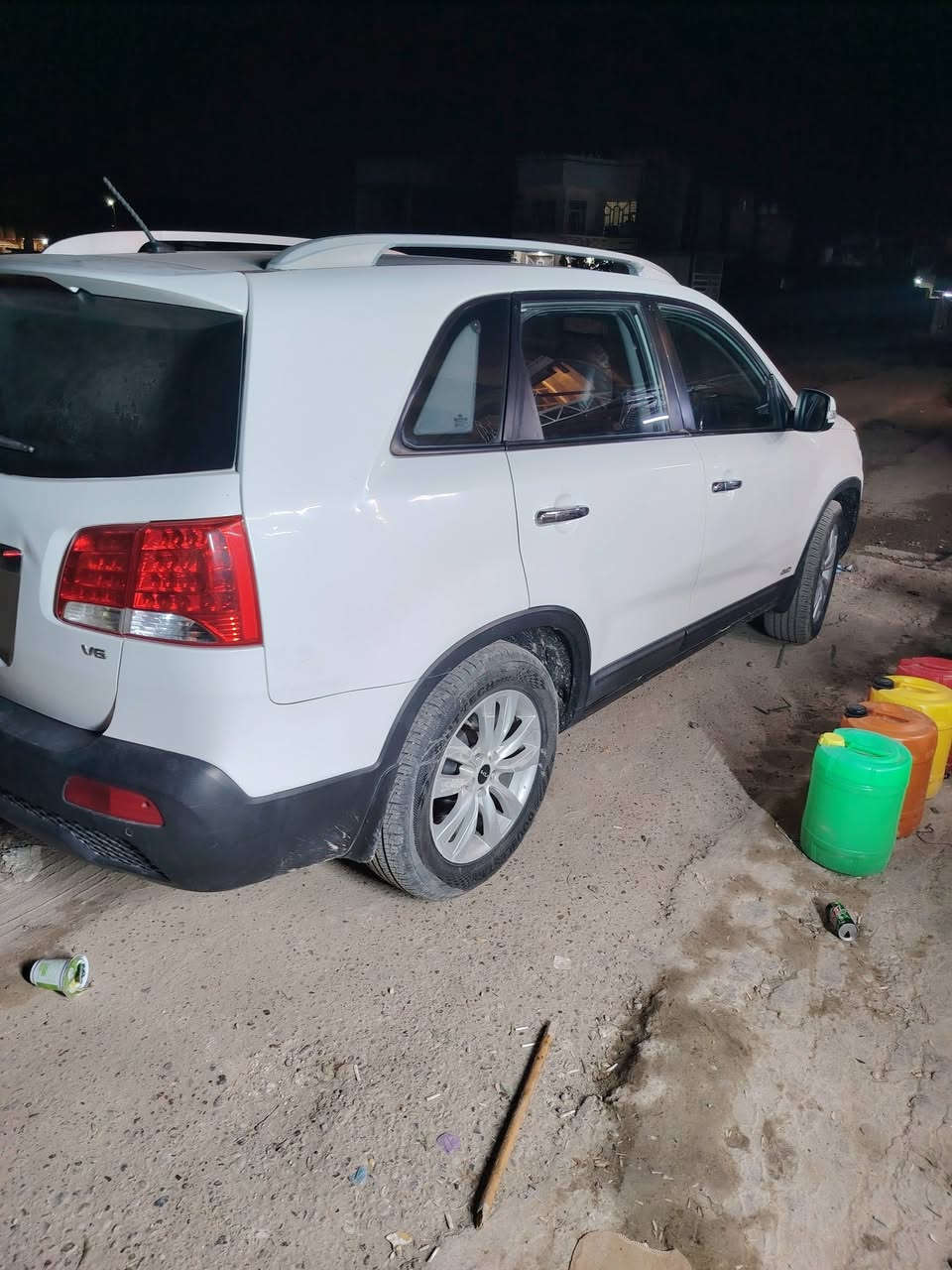 سورنتو خليجي بيها بارد قليل
بدون صبغ موديل ٢٠١٠
  فول منضومه غاز مكاني بغداد ابو غريب حي المهندس
*********** واتساب
***********
السعر 145$
