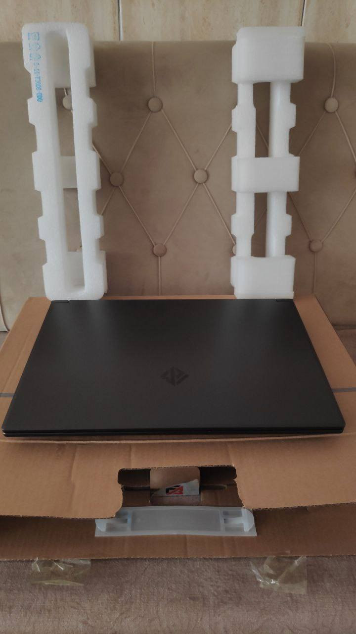 للبیع 👇
Brand: Firebat
Model: Naruto
AMD Ryzen 7 7745HX
RTX 4060 - 8GB - 140W
RAM 32
1TB SSD
DDR5 4800 MHz
16 inch screen display 
Screen 2.5k 240Hz
High Resolution 2560 * 1600
Gen13 02/2023
Battery charge 240W
Production date 1/5/2025 

NVIDIA GeForce RTX 4060 8G GDDR6 140W (Base TGP 115W, +Dynamic Boost 25W) 128bit PCI-E 4.0×8 Non-replaceable (Instantaneous 140W for about 30 seconds, stable 115W)

16-inch IPS screen with 2560*1600 resolution, 100% sRGB color gamut, 240Hz refresh rate, and >500 nits (cd/m²) brightness.

مستعمل لمدة شهر ونص بس، ونظيف جداً وبدون أي مشاكل
بالنسبة للسعر، أي شخص يطرح سعراً معقولاً أنا في خدمته

لديە التوصيل لکافة المحافظات 🇮🇶


**إذا كنت صاحب هذا الإعلان وتريد حذفه لأي سبب، رجاءا أرسل رسالة إلى الدعم الفني**