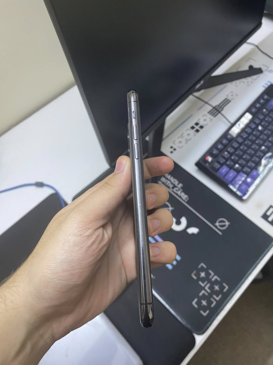 ايفون 11 برو ماكس جهاز شخط مابي
استعمال شخص
ممفتوح ولا ومبدل بي شي بلادي فقط (فيس
ايدي عطلان) توقف فجئة
ذاكرة 256GB
سعرة ٣٥٠ وبي مجال
@
H1
اتصال ***********
