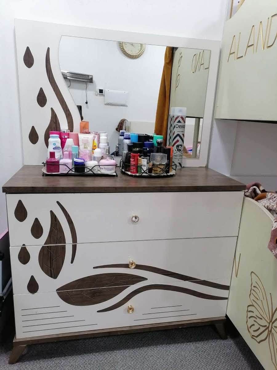 او تاخمة. بةدوشةكةوة بو فروشتن شوين هةولير ٢٥٠ مجال


**إذا كنت صاحب هذا الإعلان وتريد حذفه لأي سبب، رجاءا أرسل رسالة إلى الدعم الفني**