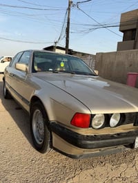 موديل ١٩٩٠ مفتوح ٣٠٠٠ كير مكينة خير من الله كلش حلوات  السياره مصبوغه ...