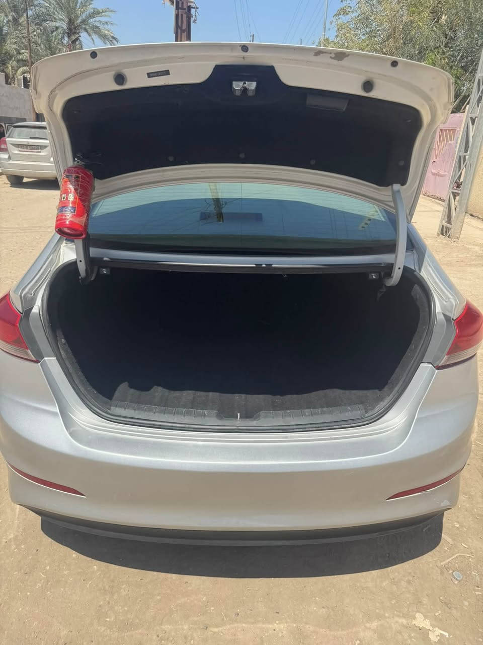 النترا موديل 18 وراد امريكي  حادثها جاملغ وبنيد رقم  بابل دولي سنويه مجدده هزه جديده السياره رادار شاشه جبيره كامره خلفيه انضمه قياده 
عارضها120 وبيها مجال 
مكاني حله 
***********
