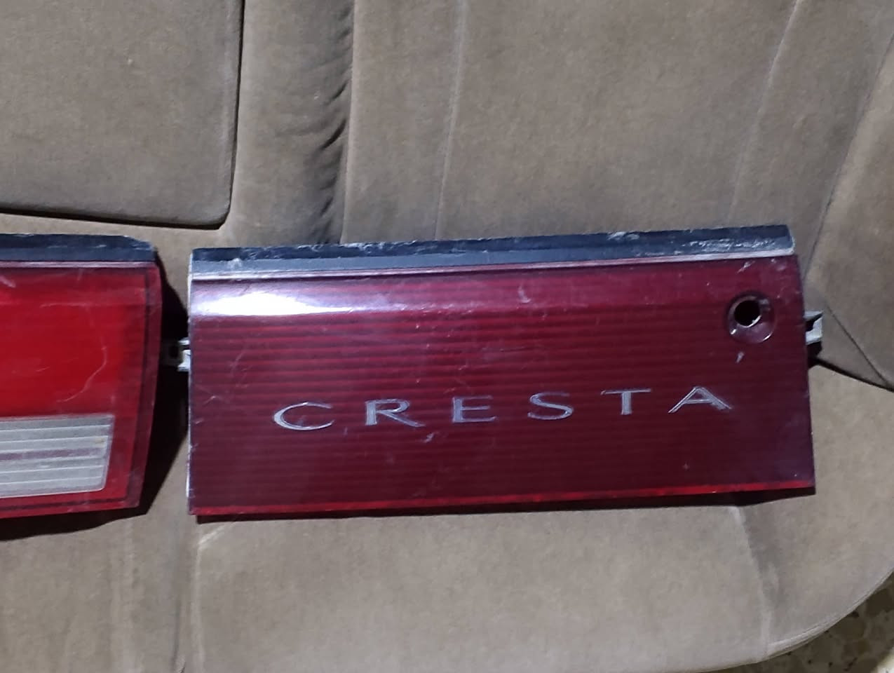 كشنات كرستا نفخ وبك لايت بي كسر يصلحونه 
العنوان البصره الزبير 
السعر 100الف 
رقم وتساب فقط ***********
