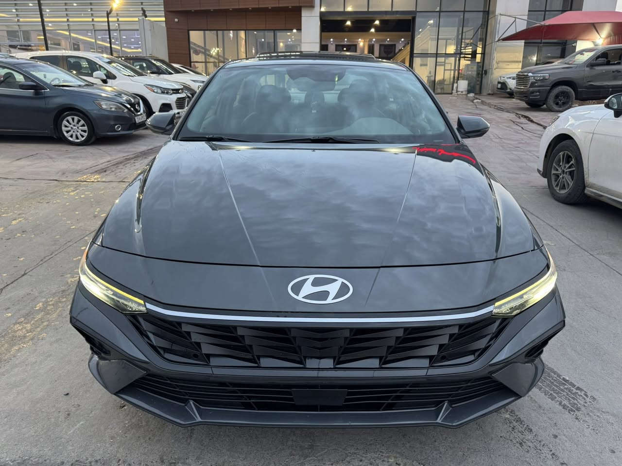 بيع سريع ……هيونداي النترا 2024

محرك 2000 دوش 

،بصمة، سلايد ، دخول ذكي، رادار امامي، رادارات جانبية ونقط عمياء، تحديد مسار، كروز سرعة، تدفئة مقاعد، ويل 17 كروم ، دشبول ديجيتال، اريل gps، شاشة لمس تدعم اندرويد اوتو و ابل كار بلي، لايت زينون، تشغيل عن بعد، بصمة، تبريد شاشة منفصل، هاندبريك كهربائي، اوتو هولد، قيادة ذاتية، تحكمات ستيرن، سستم صوت،

مودات قيادة smart, normal, sport

السيارة بدون صبغ من الدعامية إلى الدعامية شرط فقط شخوط بالتكمة النازلة مسافة 5 سم انصبغت للجمالية

مكان السيارة اربيل رقم كاتي 

السعر 159$ بيها مجال بسيط جدا 

للتواصل

*********** 

***********
