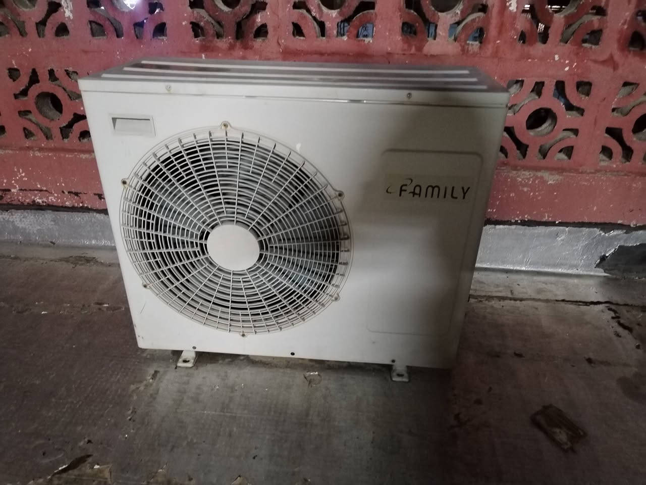 سبلت طنين ونص عاطل ابيعو فحم السعر 150 وبي مجال


**إذا كنت صاحب هذا الإعلان وتريد حذفه لأي سبب، رجاءا أرسل رسالة إلى الدعم الفني**