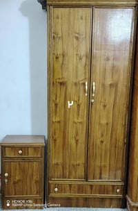 غرفة اخشاب • ٦ابواب • ام الملحق