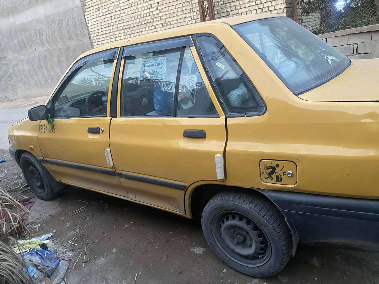 سلام عليكم سايبا للبيع موديل ٢٠١١
سياره معروضه ٢٥ عليه هيه وغرامه ٤ اوراق تنكطع من سعره 
سياره جاهزه مناقصه شي 
صاحب سياره يريد تحويل مباشر 
لتواصل على رقم ***********
