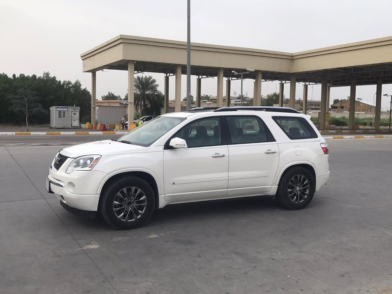 GMC
2010
جمسي اكاديا موديل 2010 وارد كندي مكفول فقط تكحيلات قليله واضحه بسونار فتحه شاشه كامره حساسات تشغيل عن بعد كمبريسر بي صوت حداديه ٦٠بالميه الامامي الخلفي جديد باتري تخم تاير جديد 
مكان سياره ميسان العماره مركز المدينه 
للأستفسار 
***********
