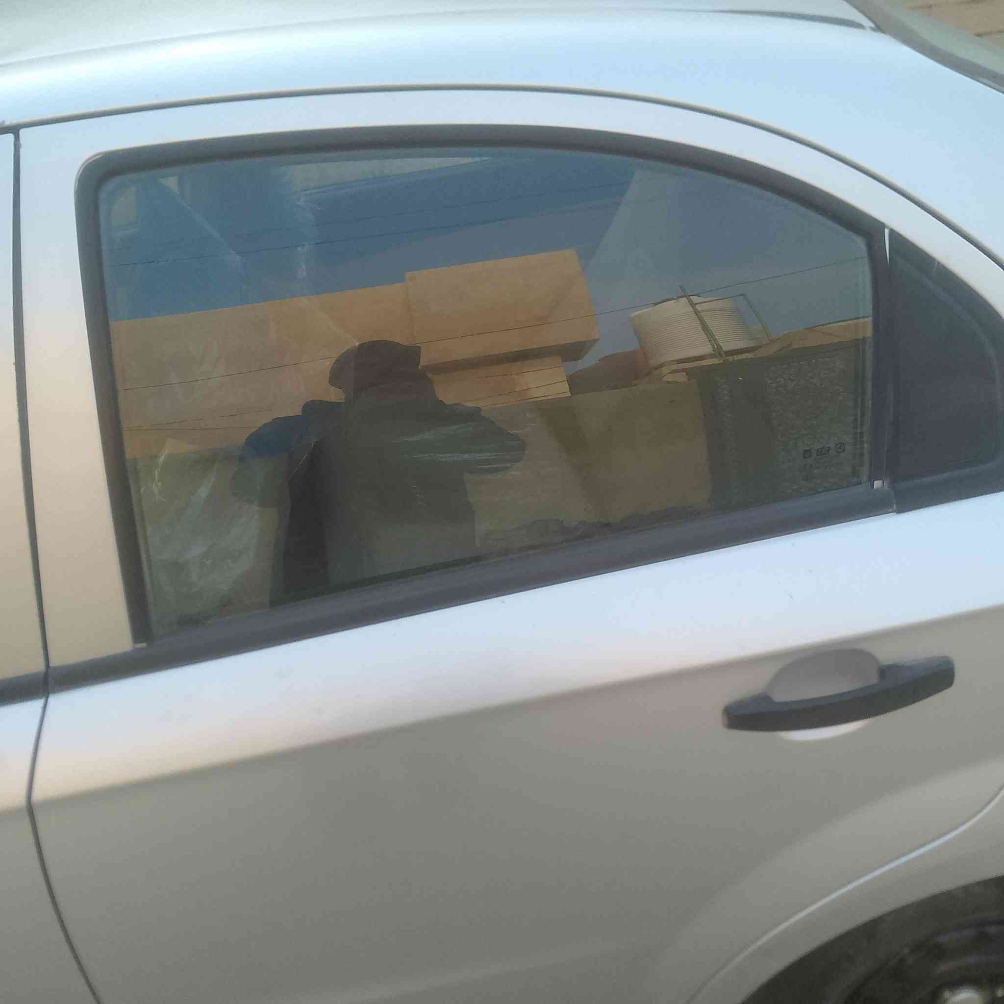 السلام عليكم 
افيو موديل 2013
سنويتهة بعدهي ماصاقطه بعد 8اشهر يمكن
بيهة باب وجاملغ كدام عكس السايق طاكتهن دراجه 
والباقي مابي شي سيارة نظيفه كير محرك حداديه 
كير اوتماتيك
السعر 68وبيهة مجال 
المكان سماوة قضاء الخضر 
***********
او خاص او واتساب واني حاضر
